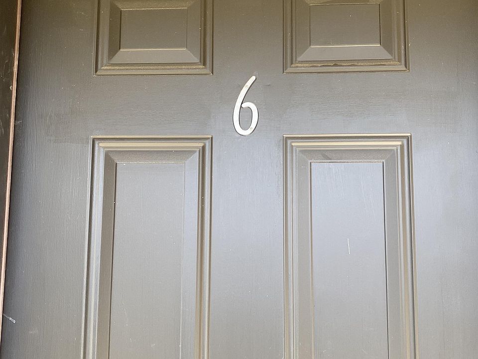 1st image of 127 Hillcrest Dr NE #6
