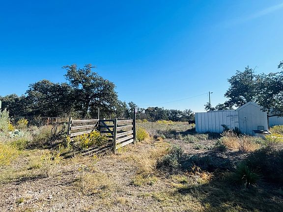 2nd image of 1031 Shin Oak Rd