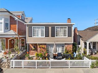 121 Topaz Ave, Newport Beach, CA 92662