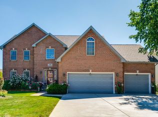 2939 N Southern Hills Dr, Wadsworth, IL 60083