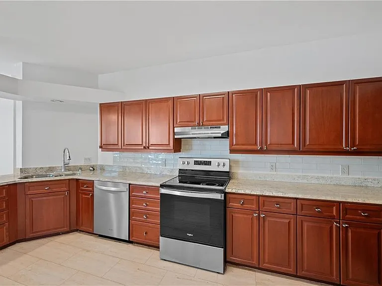 3334 Peachtree Rd NE #1902 — Photo 19