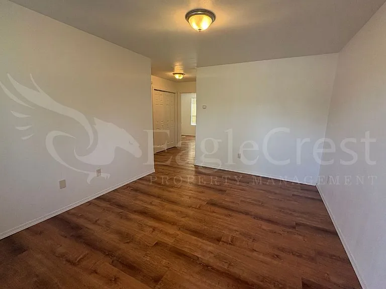 706 S College Ave — Photo 5