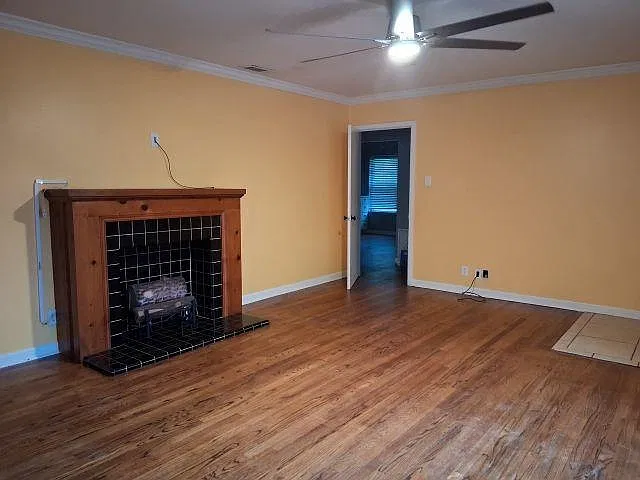 3 bed, 2.0 bath, 1819 sqft, $1,800 — Photo 3