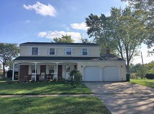 3204 Sutton Dr, Oregon, OH 43616