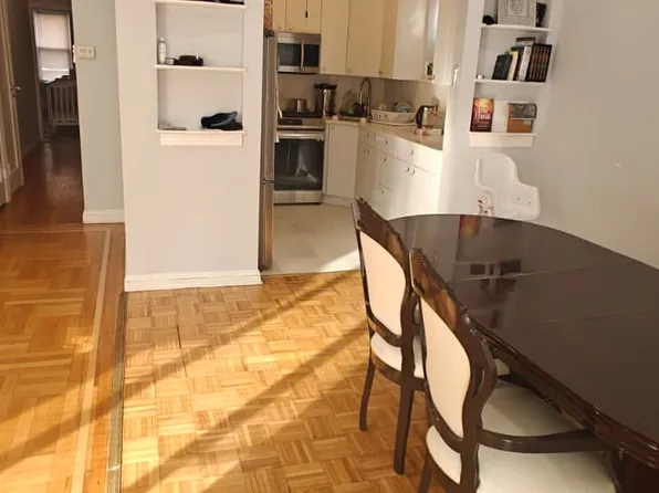 4082 Bedford Avenue image 5 of 20