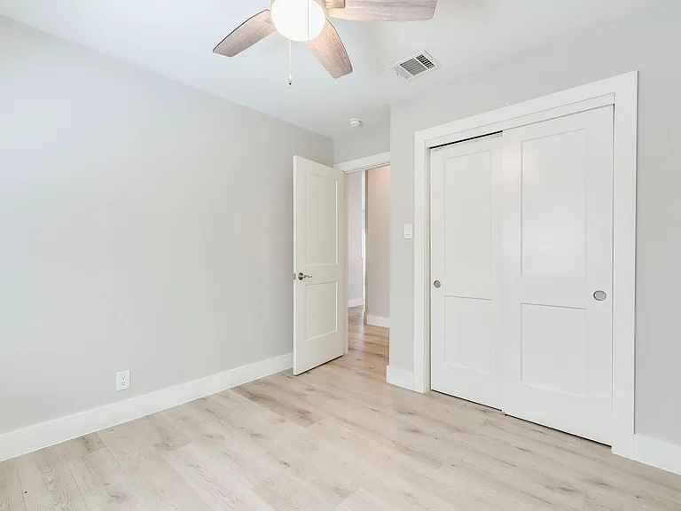 16704 Tomcat Dr — Photo 32