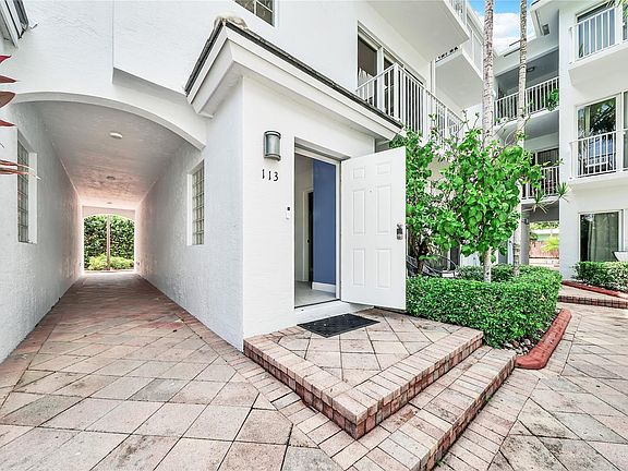 2nd image of 2725 NE 8 Avenue #113