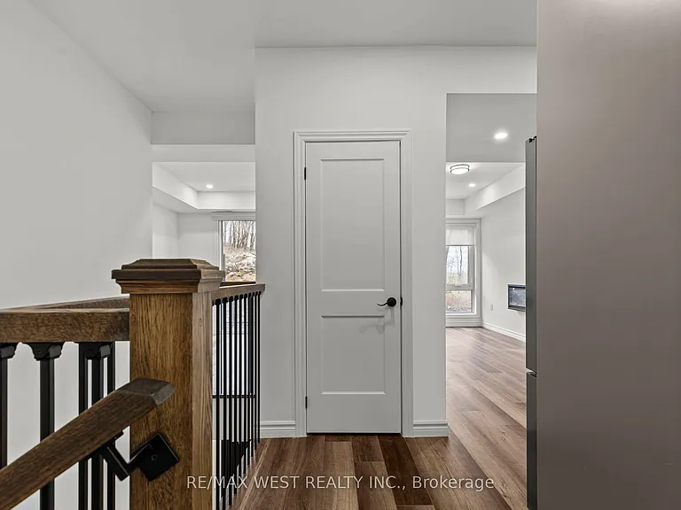 119 Town Line Rd E #D208 — Photo 14