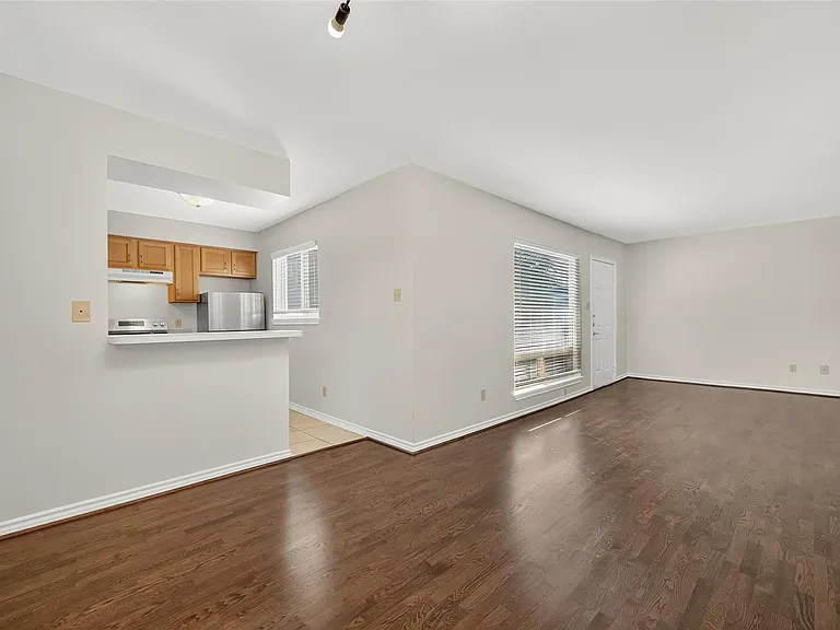 2020 Huldy St #10 — Photo 13