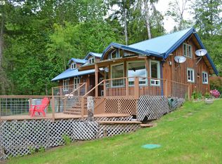 71446 Heavy Horse Rd, Lakeside, OR 97449