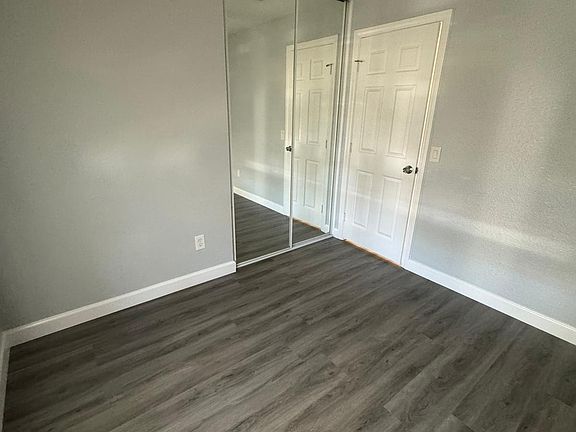 5th image of 25487 El Greco Dr