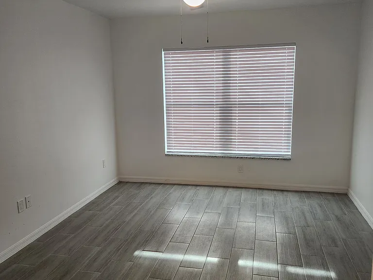 2434 Luther Rd #B — Photo 7