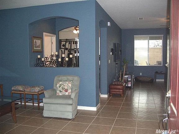 5th image of 1500 Garnet Way