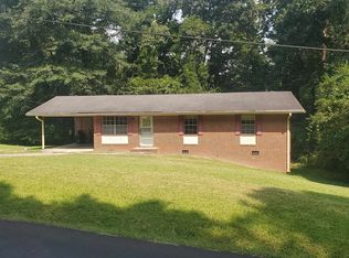 5 Blueberry Ln SE, Rome, GA 30161