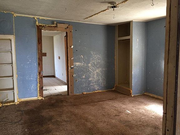 Additional Living Room