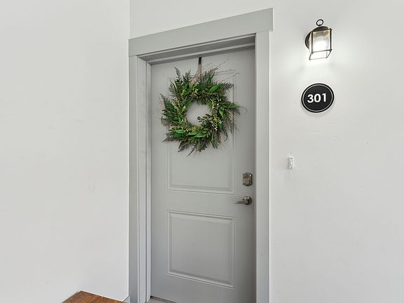 4th image of 1128 S 820 E APT 3301