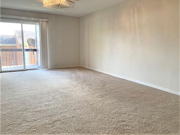 2nd image of 1960 Greenglen Dr APT 204