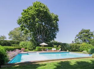 86 Toylsome Ln, Southampton, NY 11968