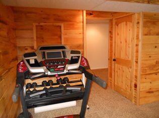 131 Lake Ridge Dr, Mason, MI 48854