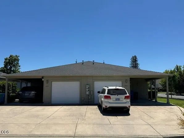 2245 SW Star Dr, Grants Pass, OR 97527