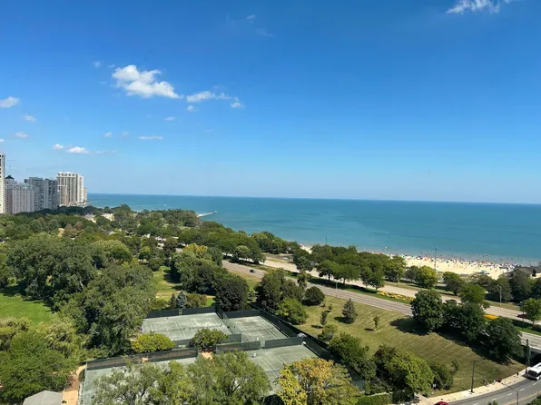 5100 N Marine Dr, Chicago, IL