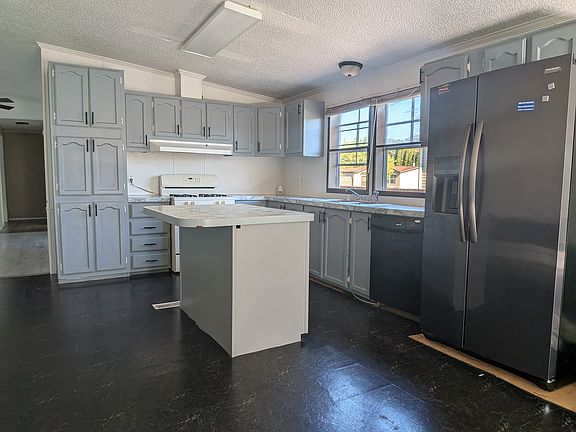 2nd image of 29193 Hazelwood Rd #41