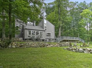 2040 Us Highway 206, Chester, NJ 07930