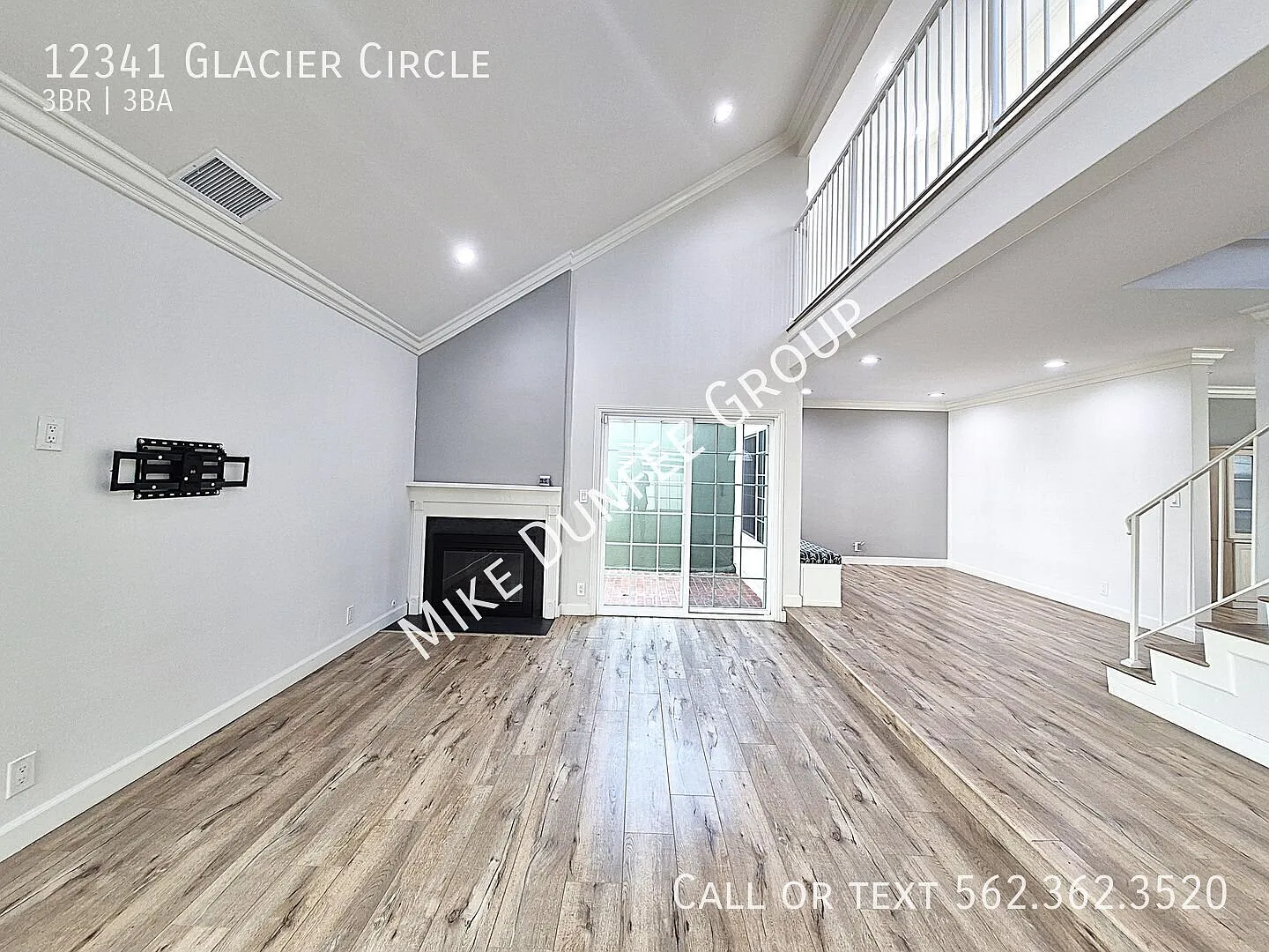 Beautiful Two-Story Single-Family Home on a Quiet Cul-De-Sac in the Parkewood Community — Photo 4