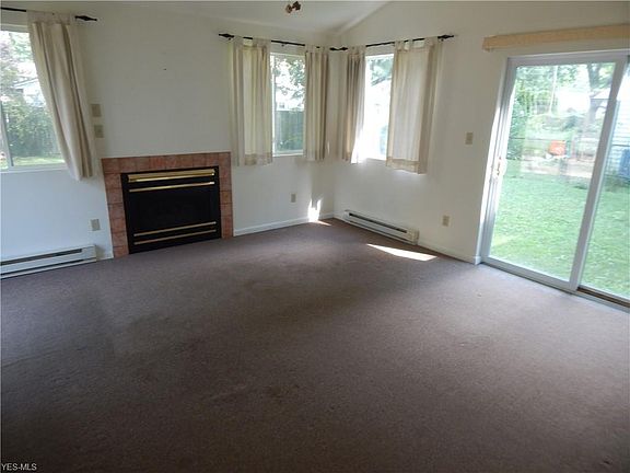 4th image of 3090 Prior Dr