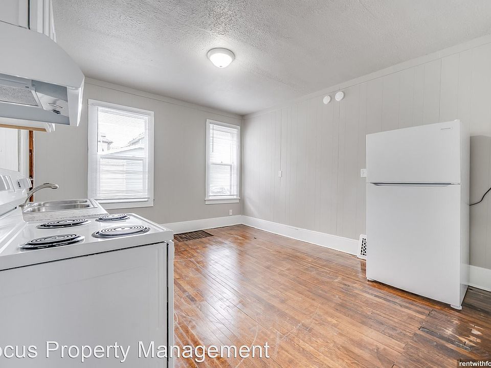 1st image of 318 N Oneida St #2