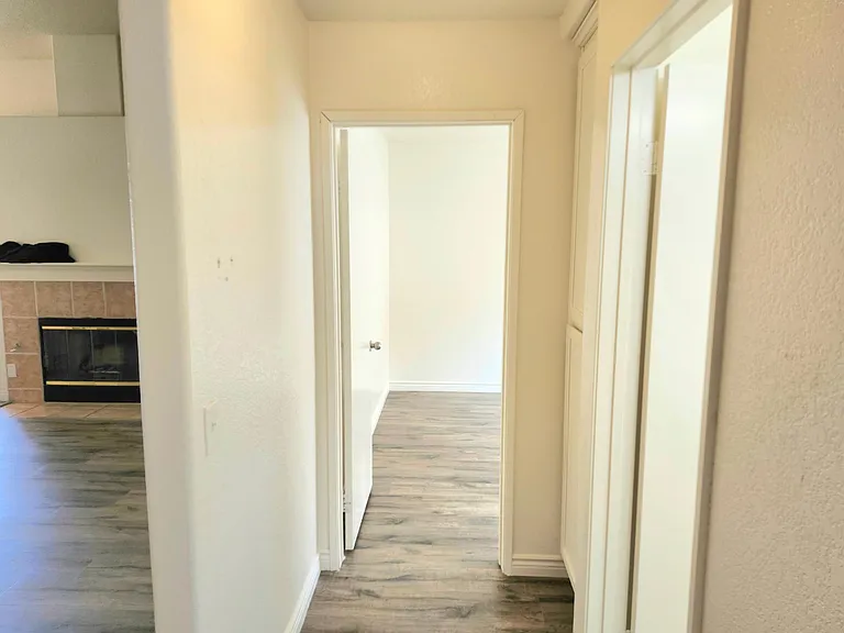 12237 Glenellen Ln — Photo 15