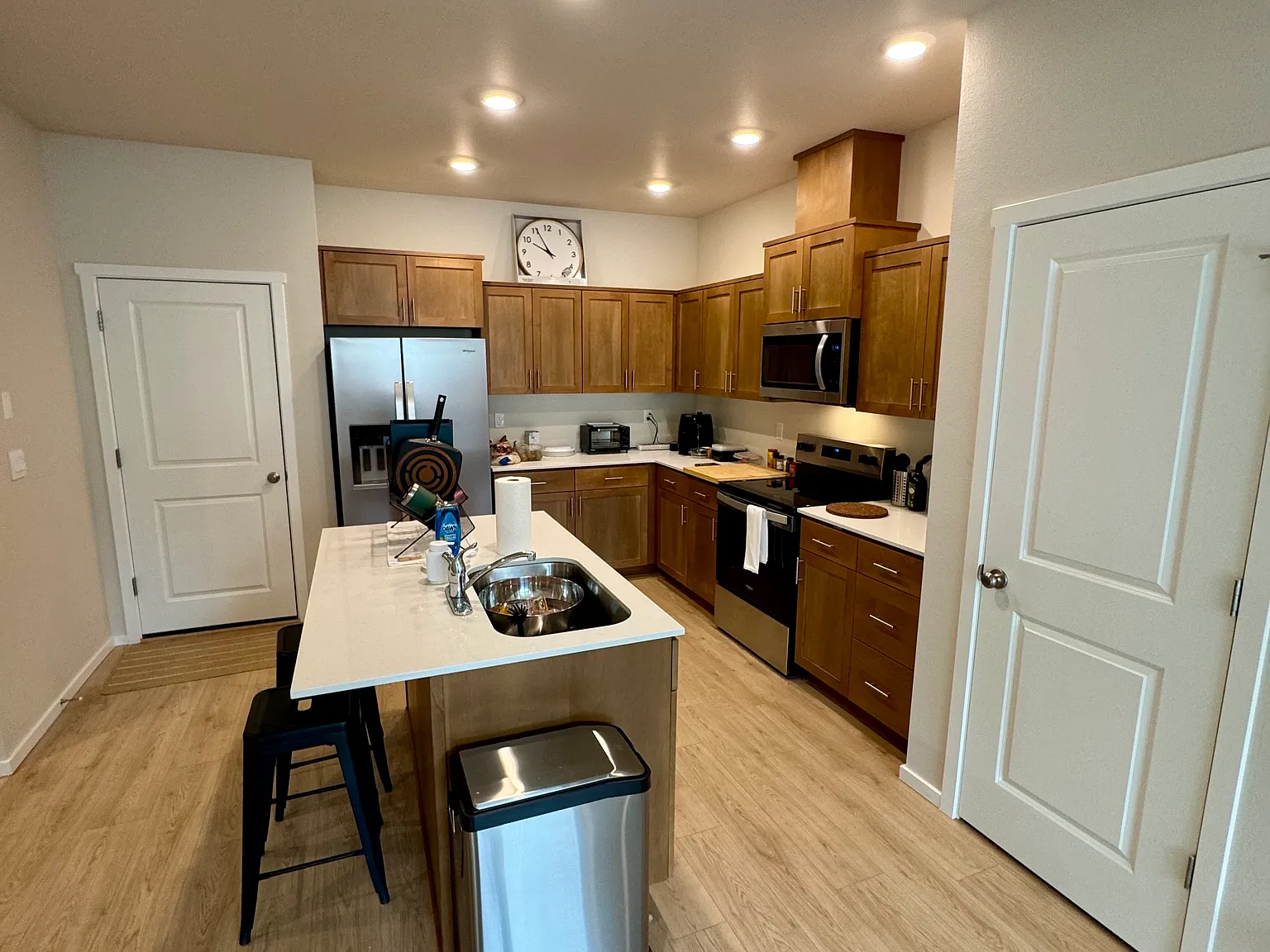 3 bed, 2.5 bath, 1413 sqft, $1,150 — Photo 2