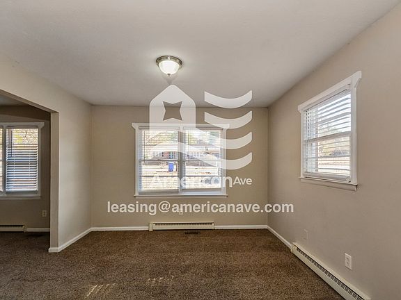 255191_003_dining_room_14299283.jpg