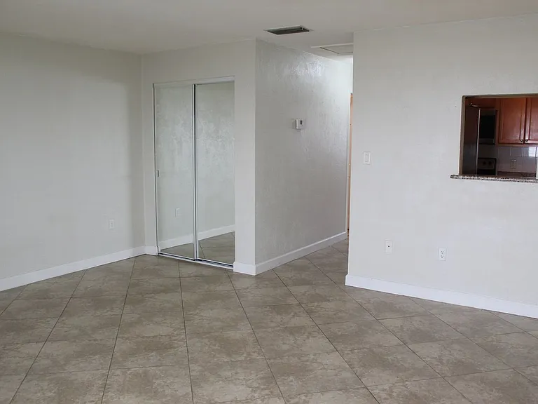 102 S Peninsula Dr #207 — Photo 8