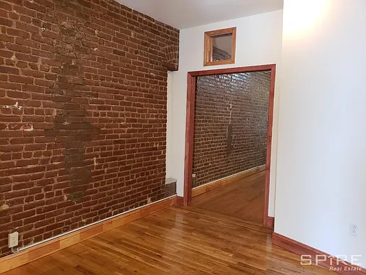 Rented by Spire Group | media 25