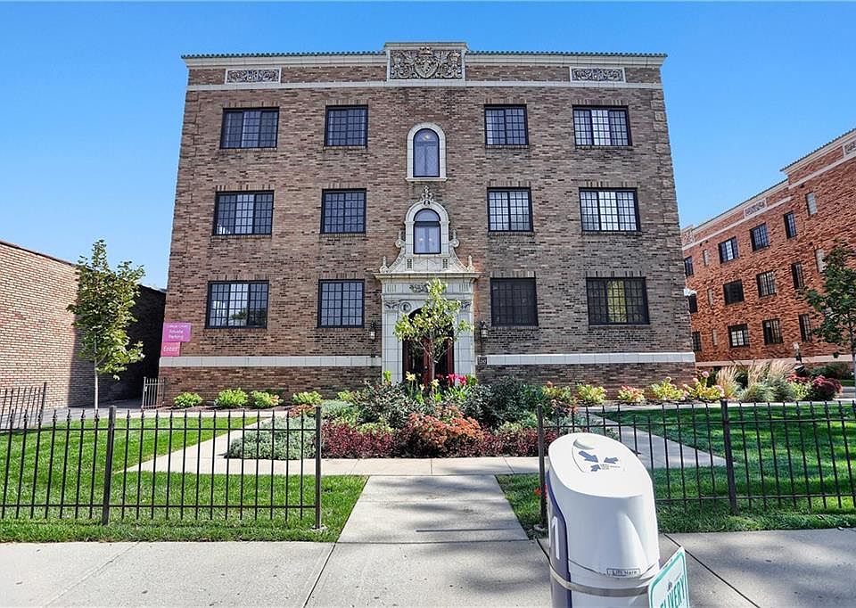 1st image of 5347 N College Ave APT 315