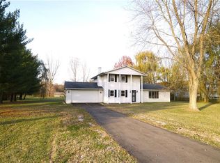 43390 Russia Rd, Elyria, OH 44035