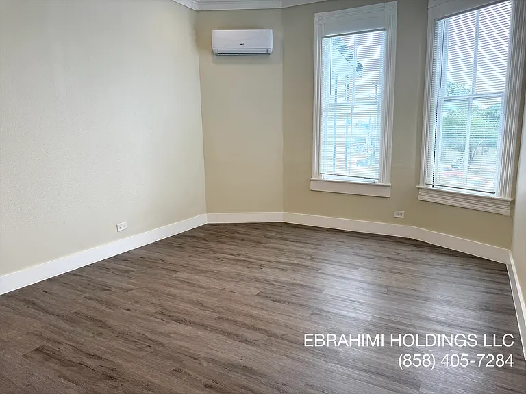 516 E Quincy St #4 — Photo 4