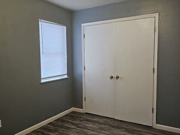 2nd image of 108 Love St #H8