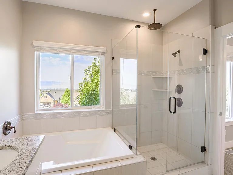 10431 Avondale Dr — Photo 4