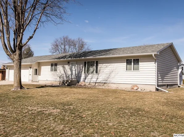 602 Park St, Sheffield, IA 50475