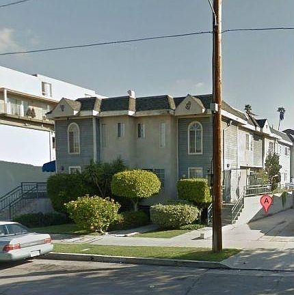2nd image of 1122 N Columbus Ave APT 03