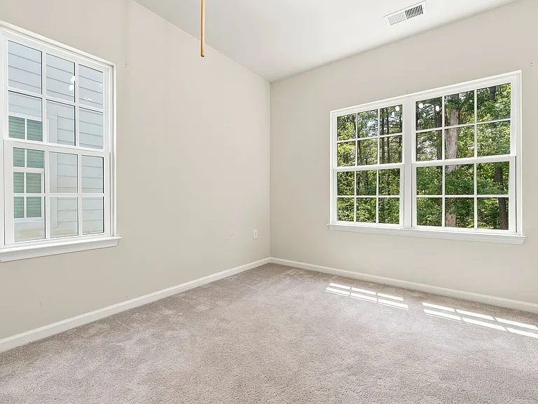 121 Callowhill Ln — Photo 9