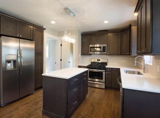 5530 S Moody Ave, Chicago, IL