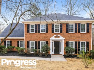 1710 Chase Ridge Ln, Lawrenceville, GA 30043