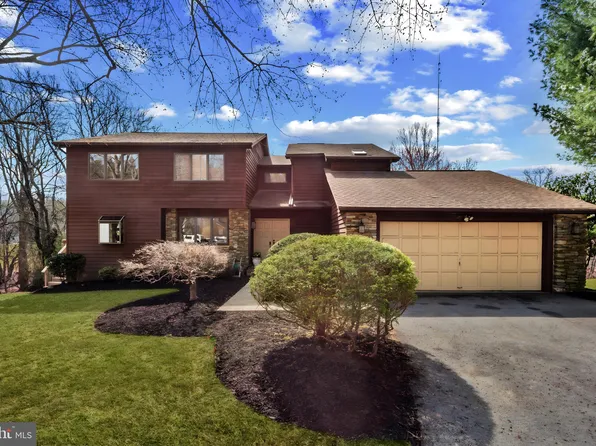 3721 Greenway Ln, Owings Mills, MD 21117