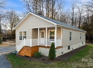 321 Flat Creek Rd, Black Mountain, NC 28711