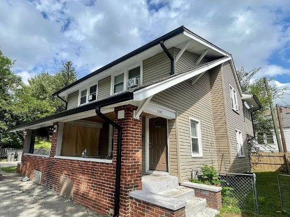 2407 E 16th St #2407