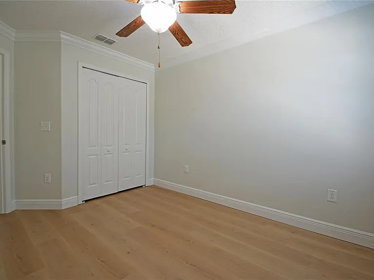 11925 Greengate Dr — Photo 38