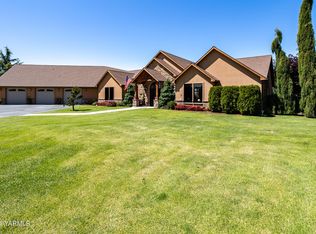 5498 Norman Rd, Yakima, WA 98901